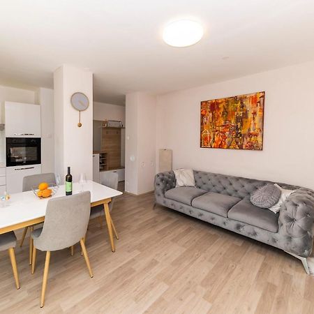 דירות זאדאר Apartman Morena מראה חיצוני תמונה