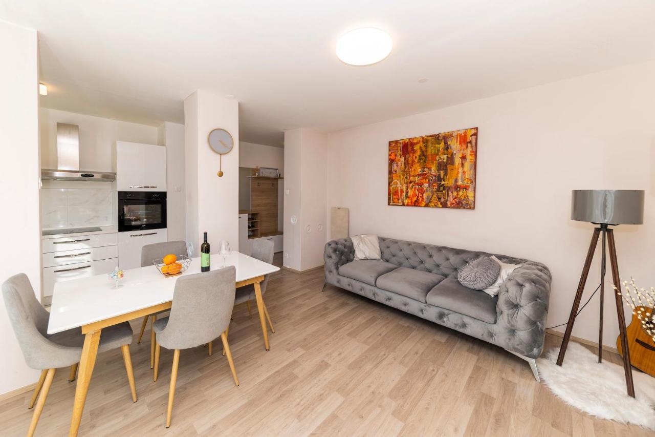דירות זאדאר Apartman Morena מראה חיצוני תמונה
